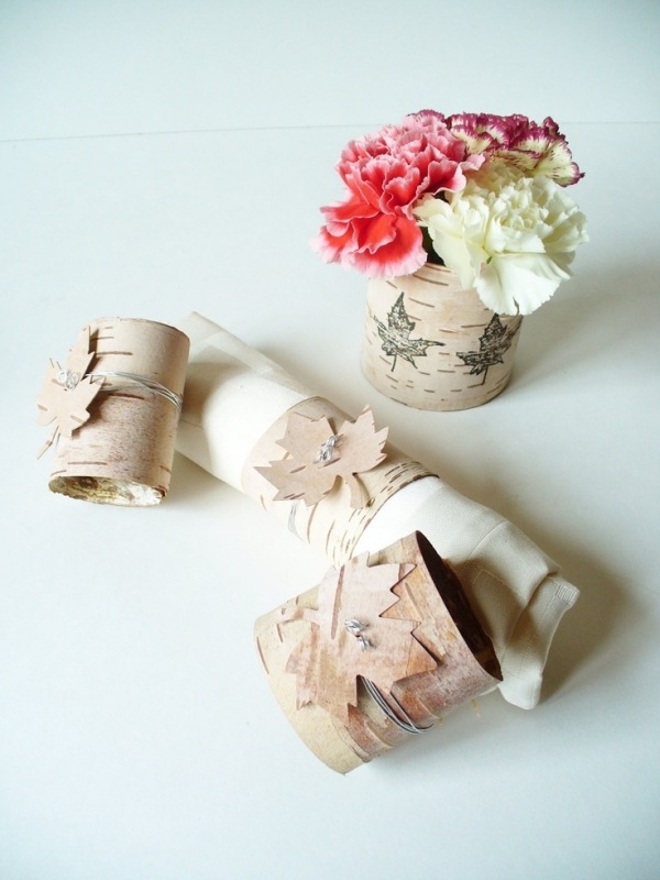 Sviatočná dekorácia na stôl-vyrobte si-na-obrúsok váza na kvety v tvare listu