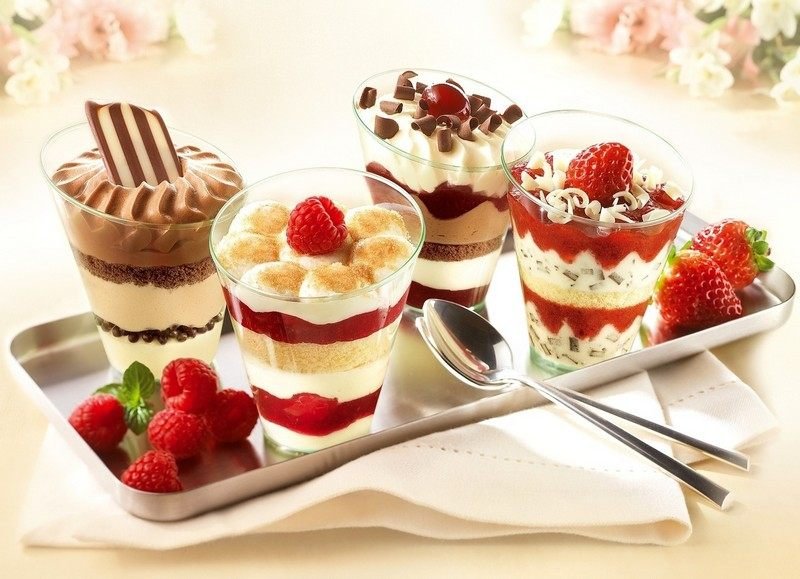 Pripravte si dezerty na jesennú sezónu sami Jeseň-Dezerty-Sklo-Berry-Čokoláda-Krém