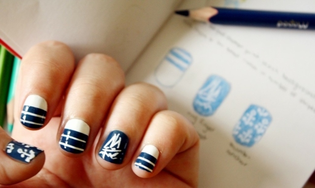 biele modré pruhy pôvodný čínsky vzor