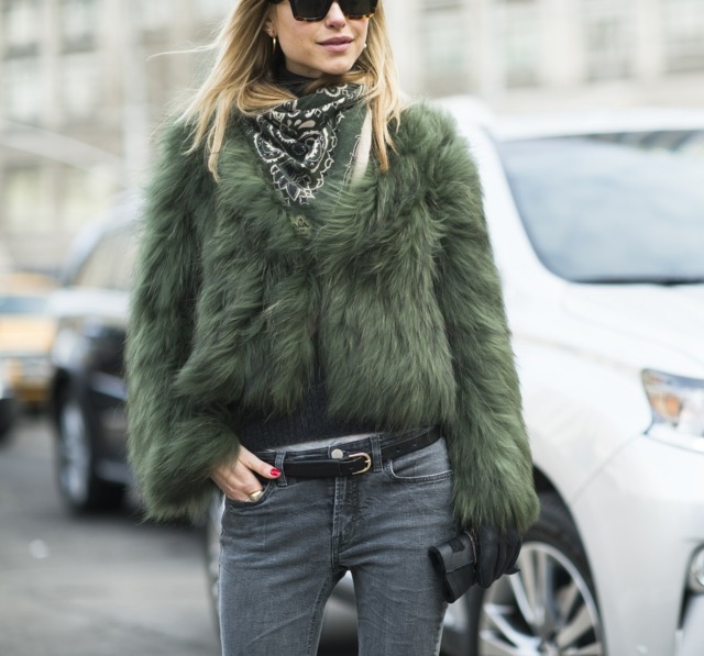 Jeseň dámske módne trendy 2014 2015 zelená bunda umelá kožušina