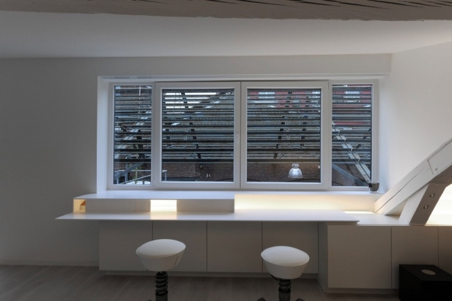 Roh pre domácu kanceláriu hi-tech loftový byt-Dethier Architecture