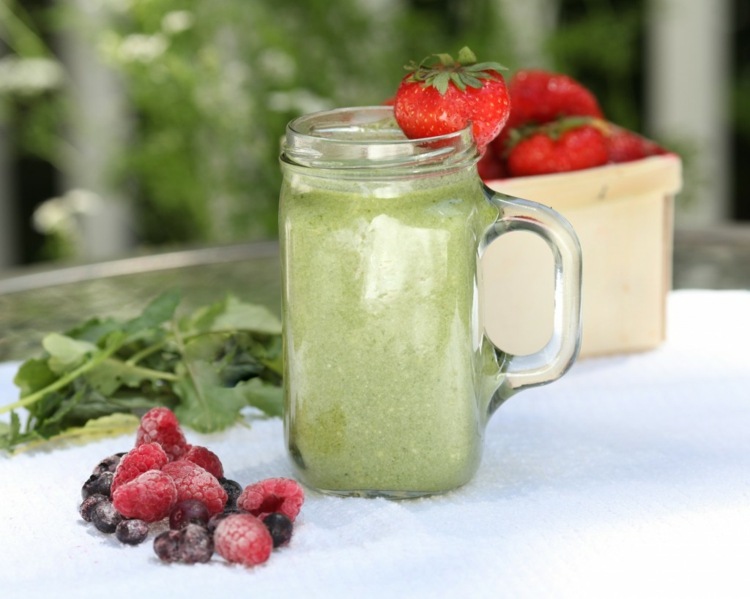 recept na chutné smoothie Maliny Spirulina