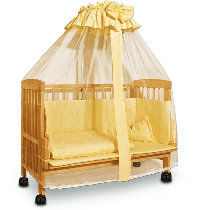 Baldachýn do postieľok v žltej farbe vyrobený z voálu detská postieľka v žltej farbe s baldachýnom