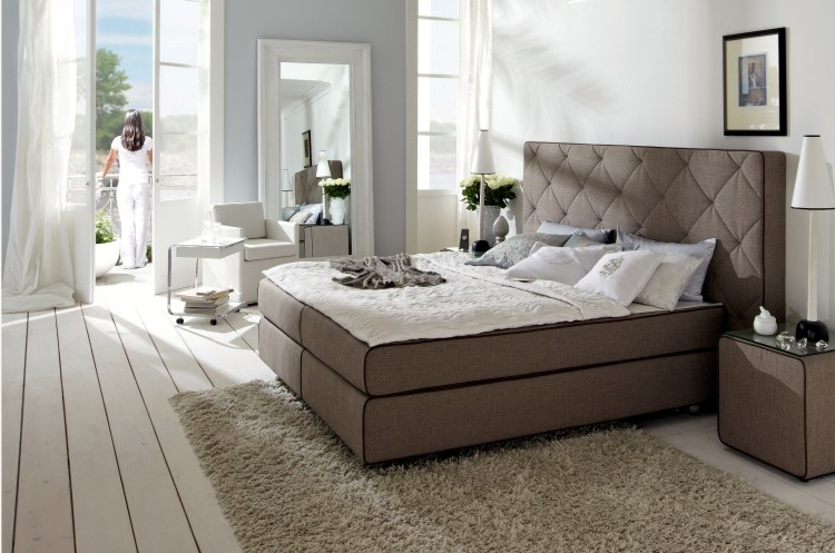 moja SUITE home box pružinová posteľ vysoko prešívaná hlavná posteľ