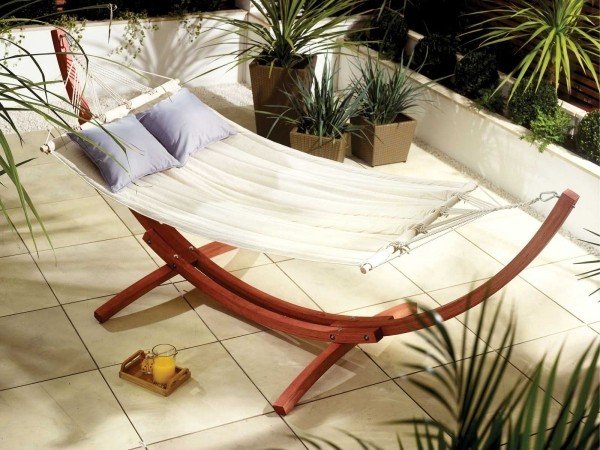 Vankúš z dreveného rámu Amazon hammock