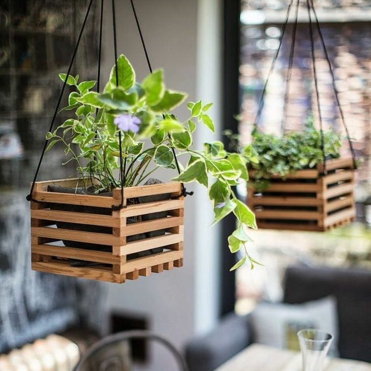 Závesné boxy na kutil-urob si sám-box-drevo-recyklácia-drevené tyčinky-pásy