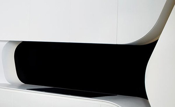 Vlnené kuchynské čisto biele matné skrinky a-cero design