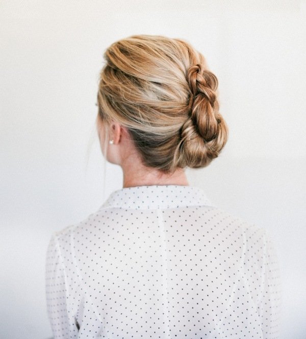 DIY updo francúzsky twist s copom inštrukcie na obrázkoch DIY-updo-for-svadby-francúzsky-twist-s-vrkoč-návod