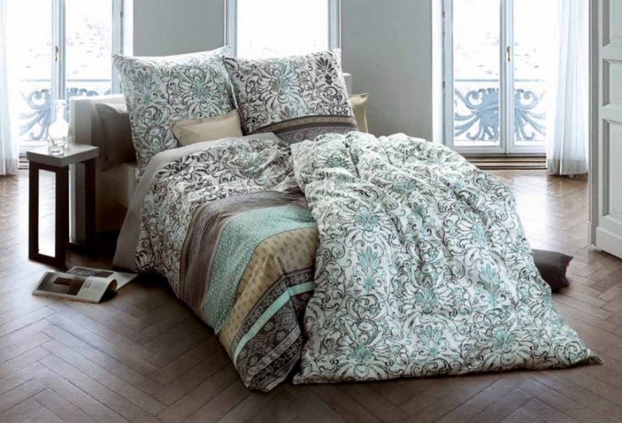 jemný vzor-posteľná bielizeň-ornamentálne-potlače-kvetinové-motívy-bavlna-bytový textil