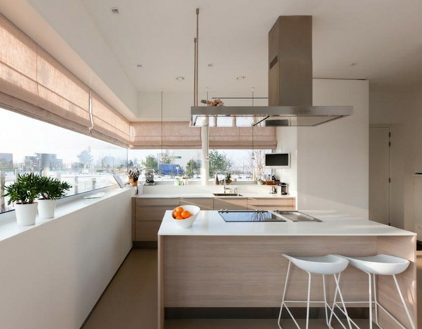 ľahký dizajn kuchyne dubové drevo