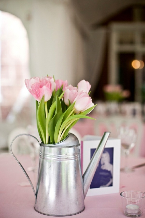 kanva stolná dekorácia svadobné tulipány jarné kvety rustikálne