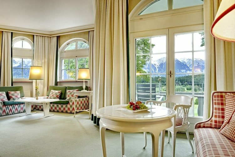 Svadba na zámku Igls v Rakúsku sa snúbi s najkrajšími hradmi v Európe