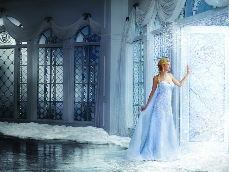 Nájdite tie správne šaty na svadbu svadobné plánovanie-ľadová kráľovná-svadobné šaty-nápad-svetlo modrá-princezná-účes
