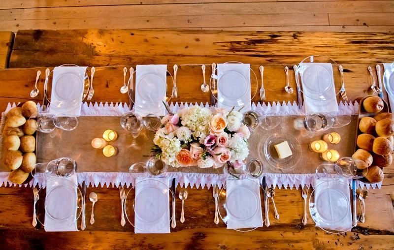 Svadobná výzdoba-nápady-jesenné kvety-krajina-svadobná-tabuľka