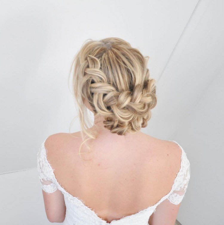 Pletený voľný drdol ako svadobný účes