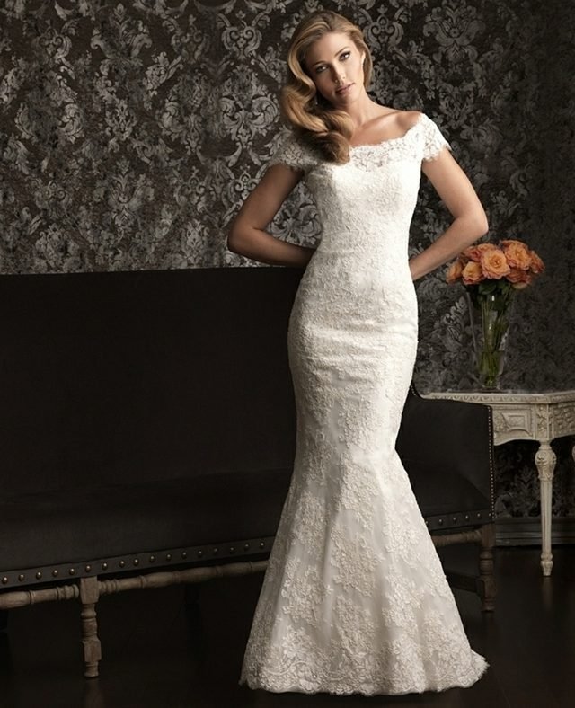 Vysnívané šaty z čipky tesné čipkované šaty biele romantické rukávy