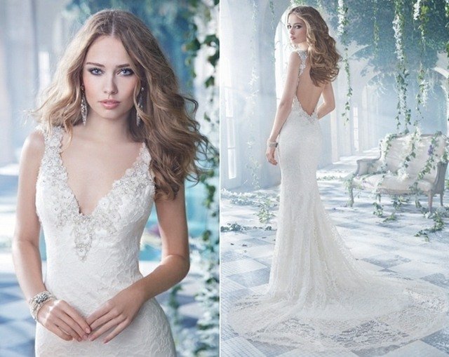 Výstrih do V na prednej aj zadnej strane dekolt čipky dlhé nápady na štýl svadobných šiat