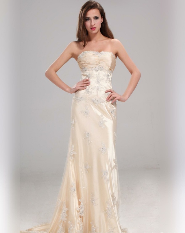 svadobné šaty farba šampanské lesklé kvety dlhé