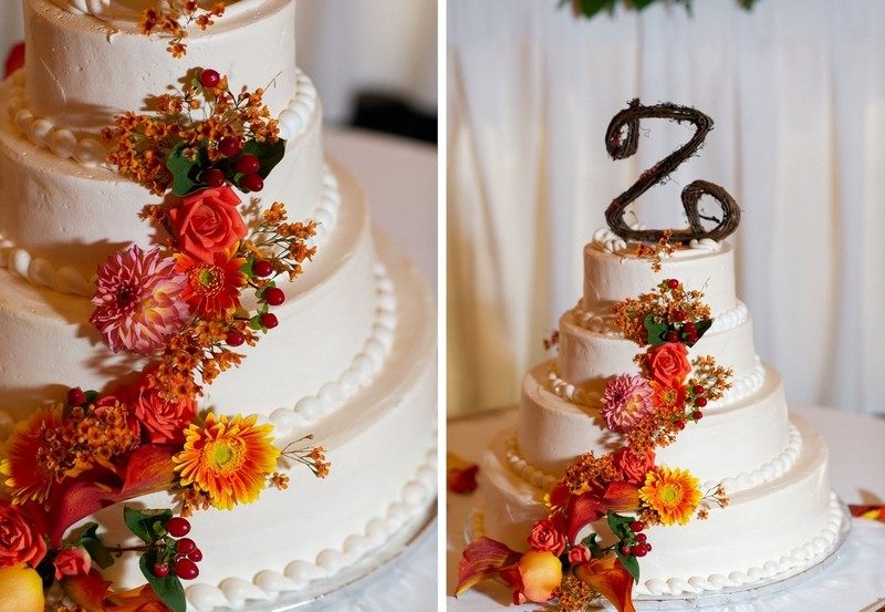 Svadobná torta-jeseň-svadba-skutočné-kvetinové dekorácie