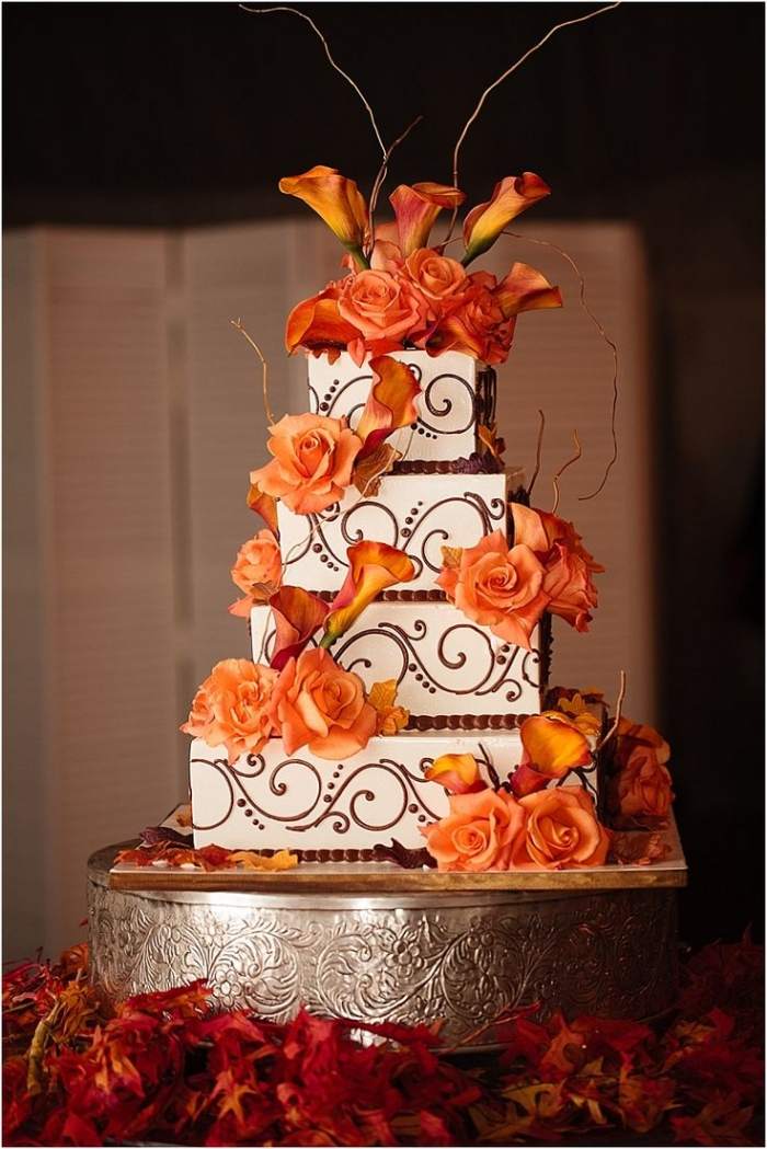 nápad-svadobná torta-jeseň-oranžové-kvety-čokoládové-dekorácie