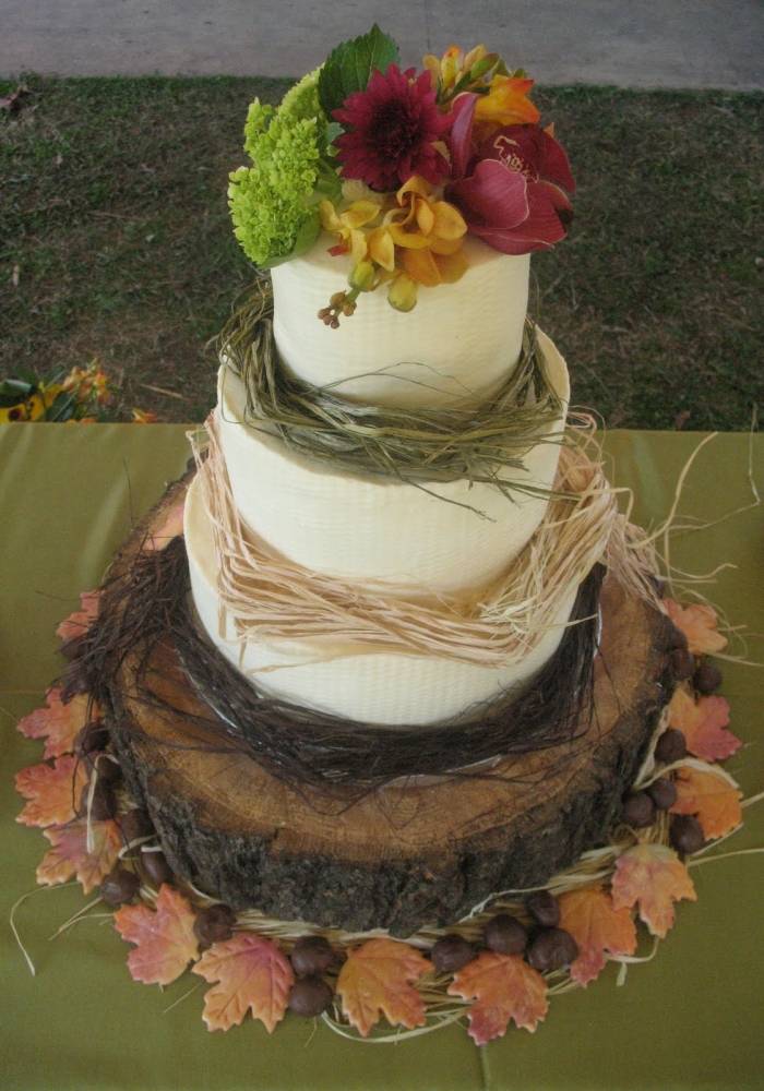 svadobná torta-jeseň-rustikálna-dekorácia