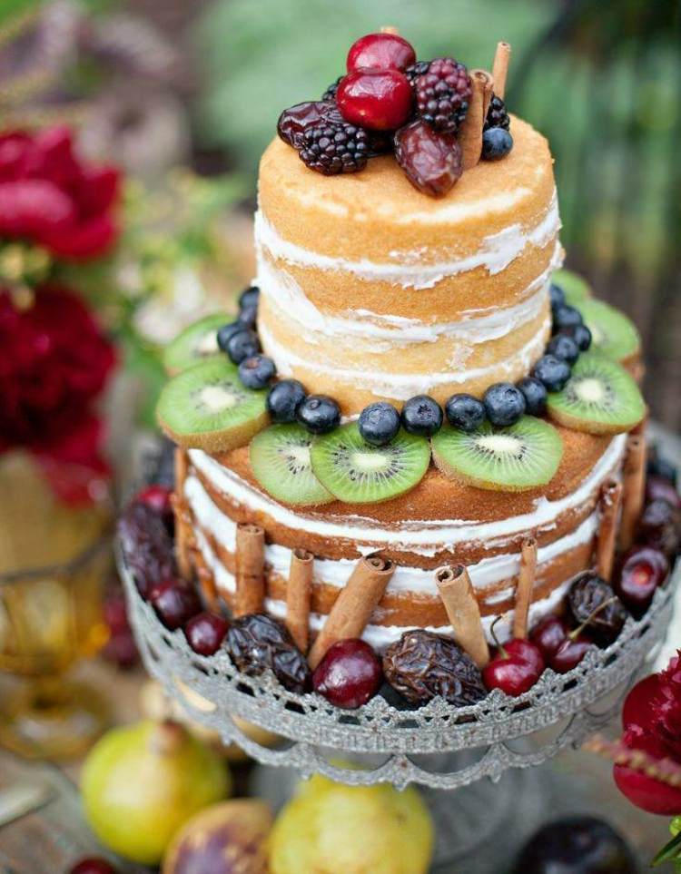 Domáca svadobná torta so smotanou Svadobná torta nápady na zdobenie chutné jednoduché