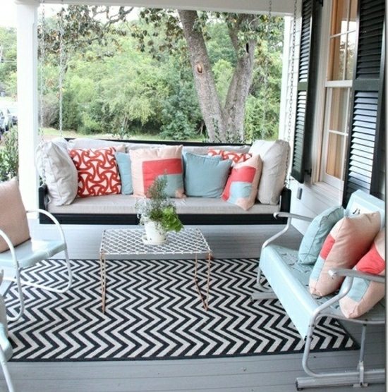 útulná drevená terasová veranda hojdačka-námorná dekorácia útulná hojdačka na verande z drevenej terasy