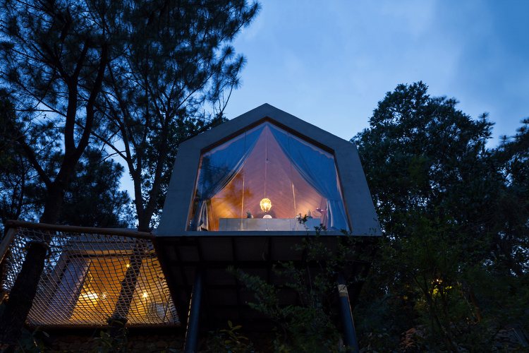 drevené nástenné stropné osvetlenie domový stĺp