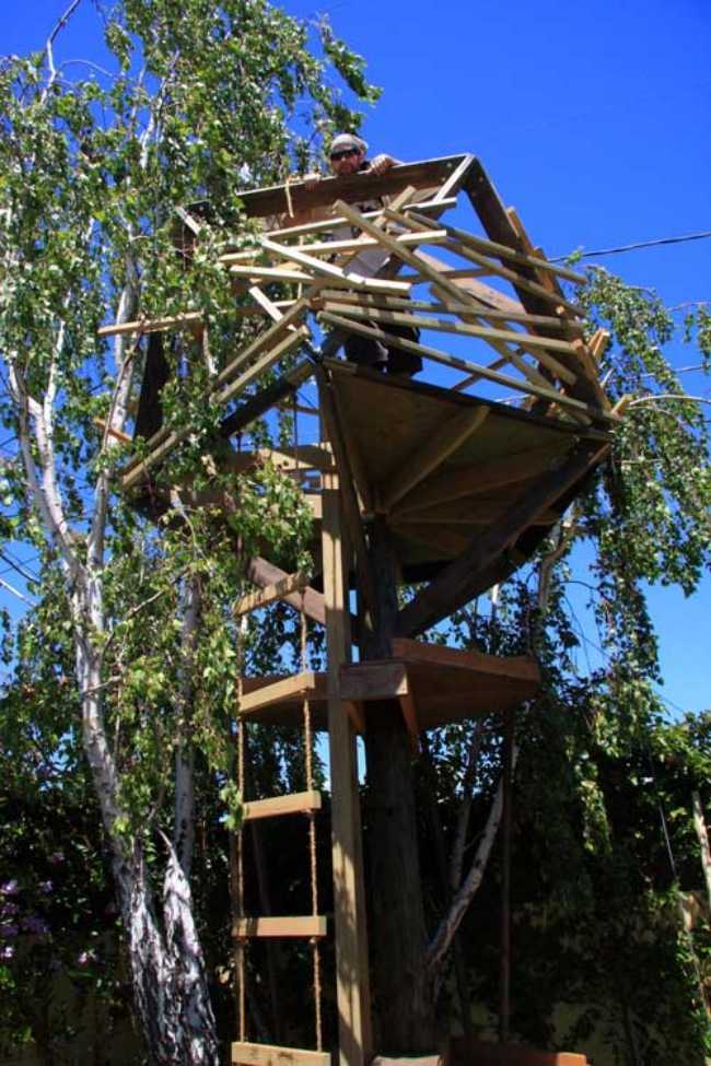 Stojanové rebríkové lano z dreva TreeTower