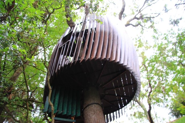 Stavebné domčeky na strome nápady o2treehouse Mulholland ochrana obrazovky altánok