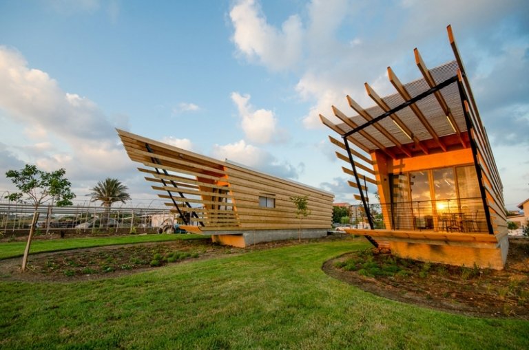 myšlienka drevenej podlahy a stropu na terase moderný dizajn nápad na obrazovku súkromia