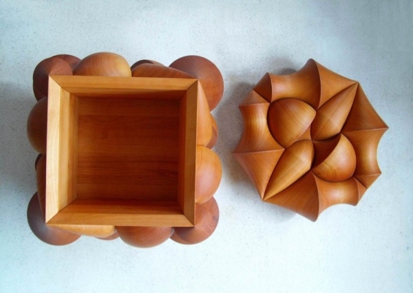 Sústruženie moderné umenie-dekoratívne predmety-výroba Sústružnícke práce na výrobu moderných umelecko-dekoratívnych predmetov