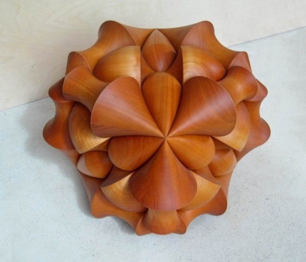 Drevená škatuľka s inovatívnym dizajnom Drevený box inovatívny dizajn remeselné umenie