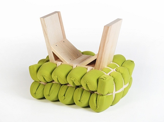 Skladaná penová spodná konštrukcia z dreveného čalúnenia