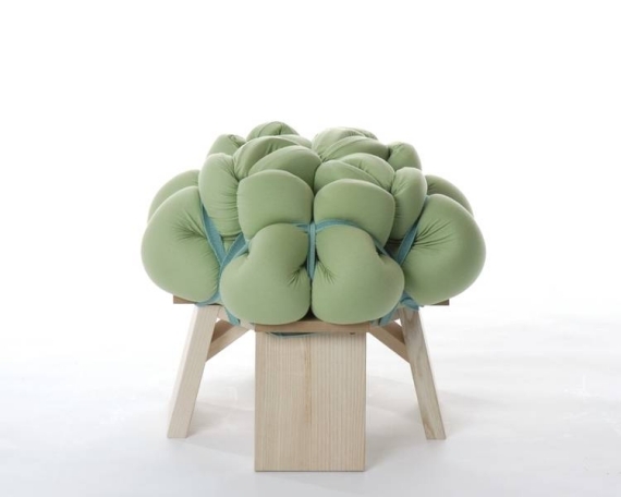 Aplikácia textilného nábytku drevené čalúnenie