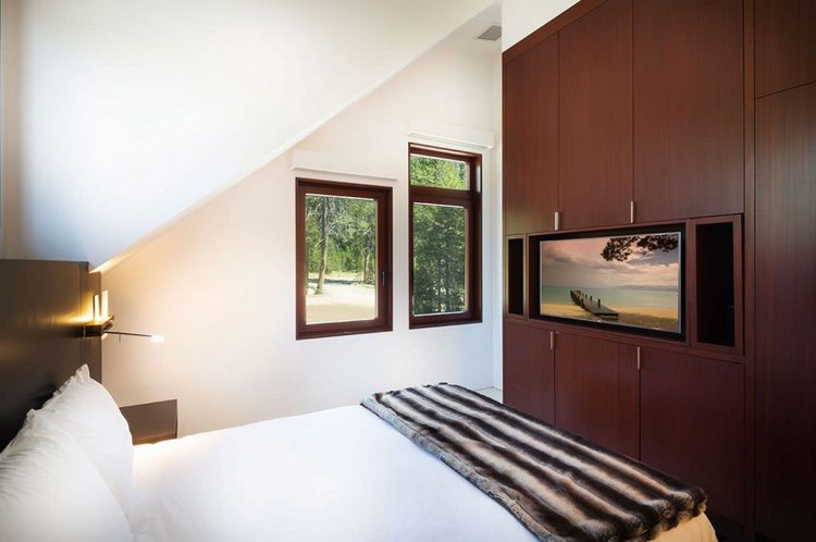 drevený nábytok-spálňa-vstavaná skriňa-tv