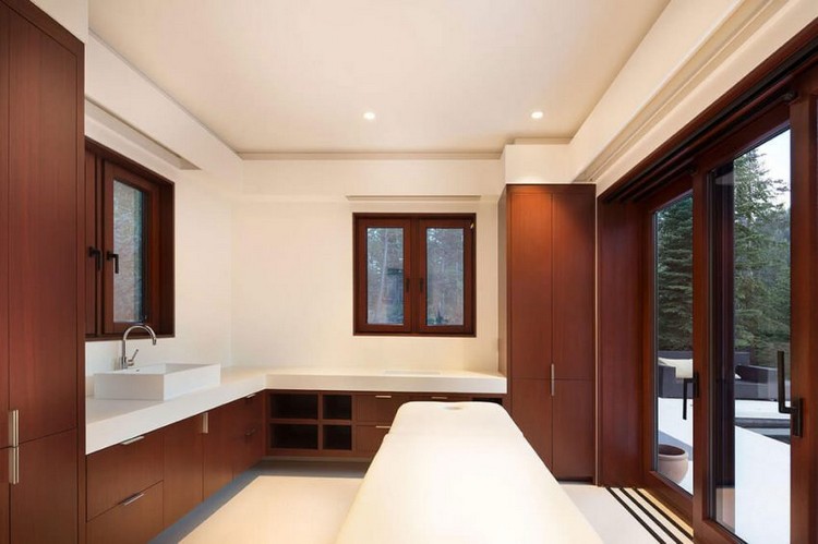 drevený nábytok-masážna izba-rodinný dom-luxus