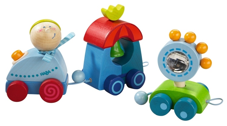 Rekonštrukcia-skupina-hračiek-z-dreva