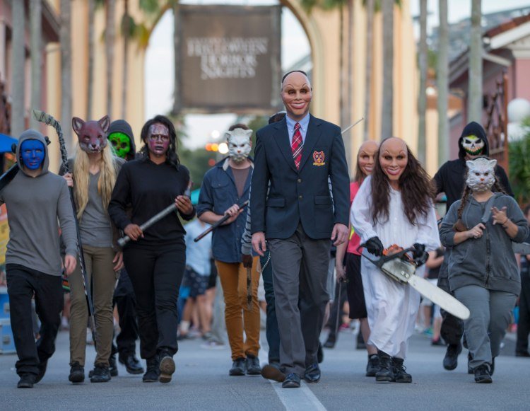 filmy masky na čistenie hororových kostýmov