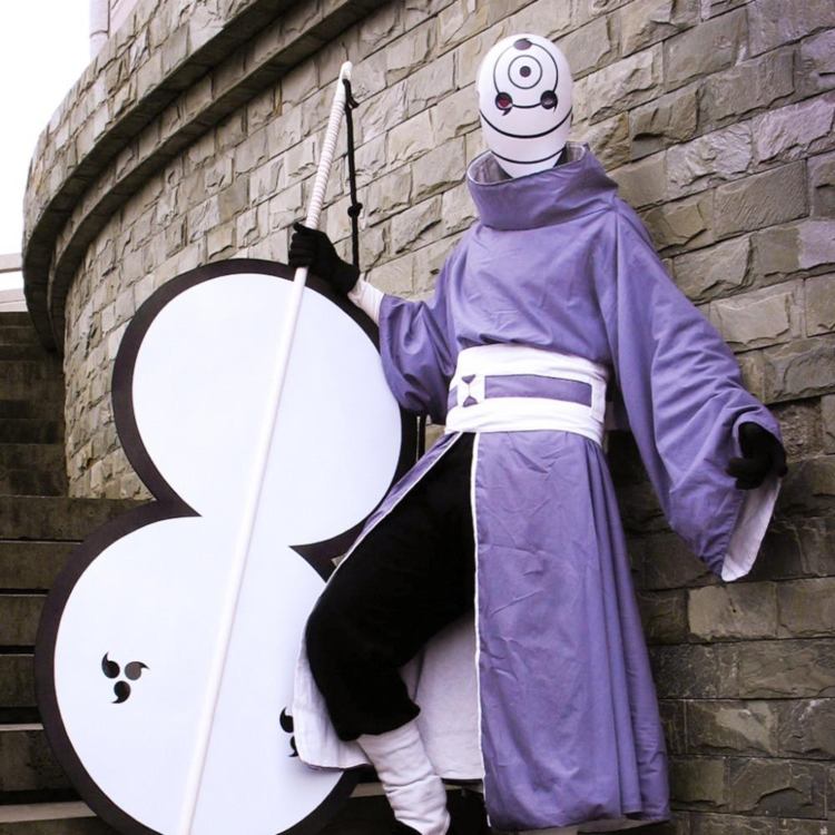 hororový kostým japonské filmy naruto obito