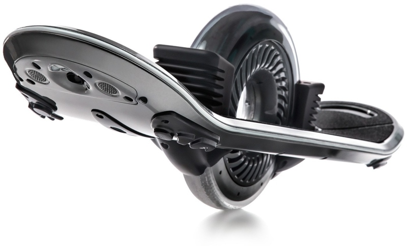 Čierne prevedenie hoverboard dizajn čierny farebný variant skateboardu