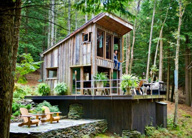 chata drevo newkirk malá terasa podstavec rastliny stoličky