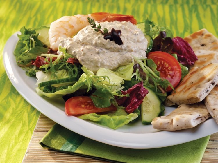 Recept na domáci hummusový šalát z paradajkovo -arabského jedla