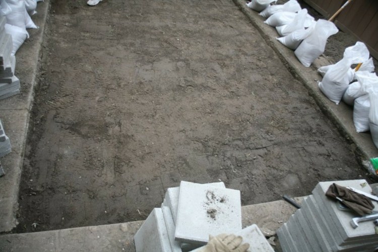 Stará záhradná cesta slúžila ako rámec pre myšlienku terasy idea-záhrada-dizajn-terasa-budova-kopanie-podzemie-jednoducho-len