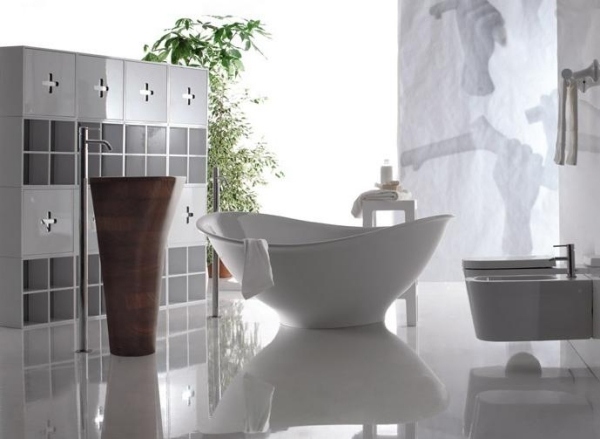 Vaňa so sprchovým puristickým dizajnom Galassia