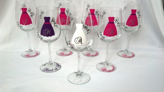 nápady sliepka párty poháre na víno zdobené svadobné šaty šaty pre družičku Nápady na slepačie párty poháre na víno-zdobené-svadobné-šaty-šaty pre družičku