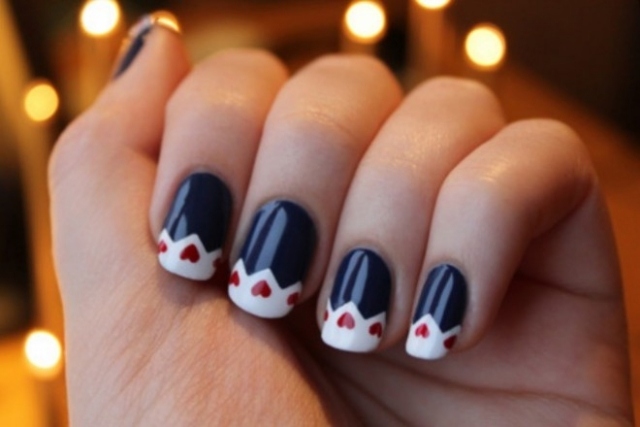 nechty-čierna-biela-francúzska-manikúra-rôzne-nápady-kutilstvo