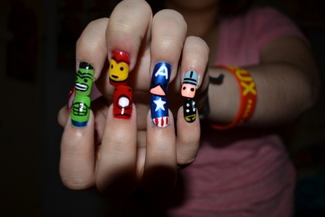 Nail-Art-Designs-superhrdina-filmy-dekorácia nechtov-vtipné-nápady na štýl