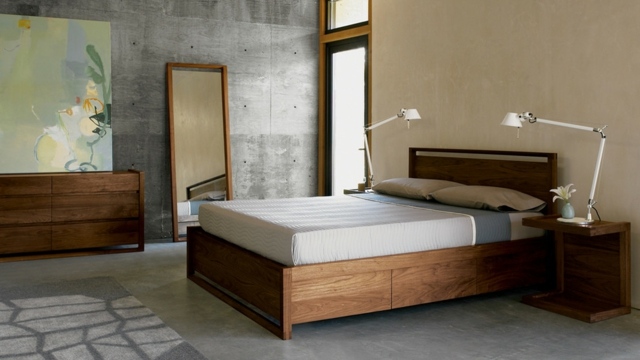 ozdobte vzor zrkadla na manželskú posteľ