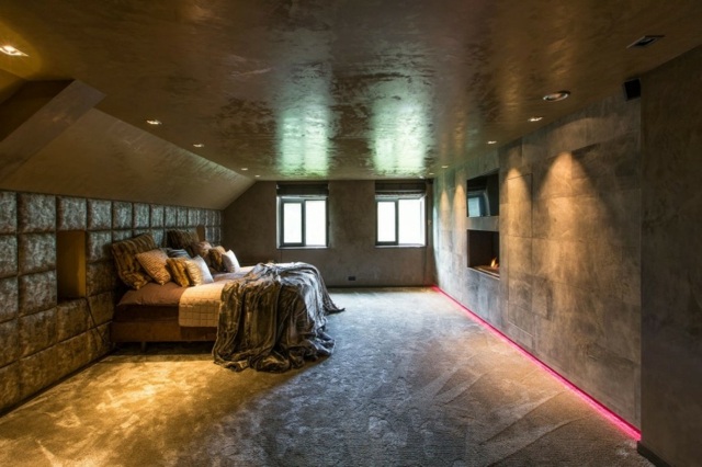 Spálňa vo vile má vstavané LED svetlá